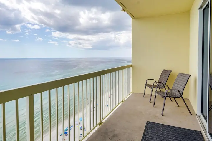 Private Balcony | 17th-Floor Condo | Single-Story Unit | Elevator