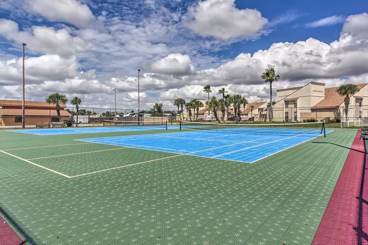 Tennis Courts